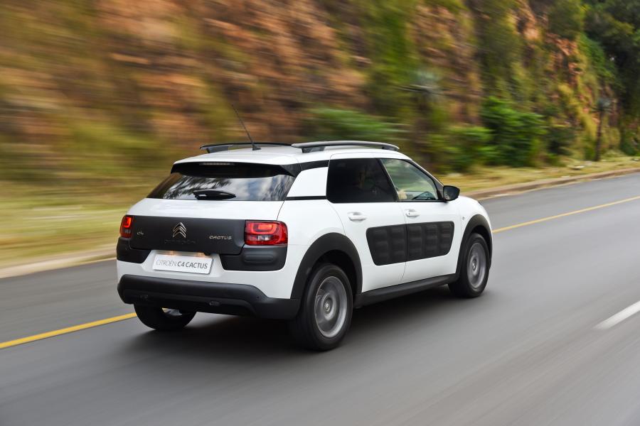  Citroen C4 Cactus 2015 года  (ZA) (фото 17 из 19)